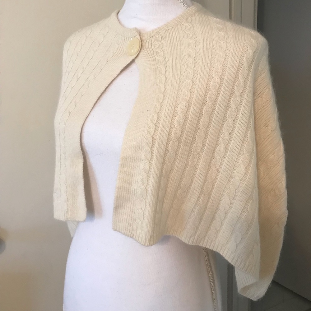 Lauren single button capelet
